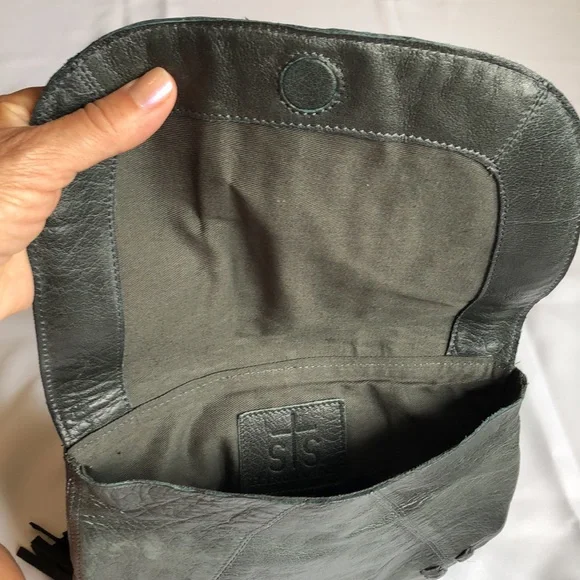 STS Ranchwear Black Crossbody Bag - Picture 3 of 9